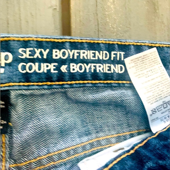 Gap Sexy Boyfriend Fit Coup size 6/28” - Picture 7 of 7